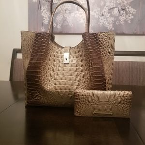 Purse and wallet set